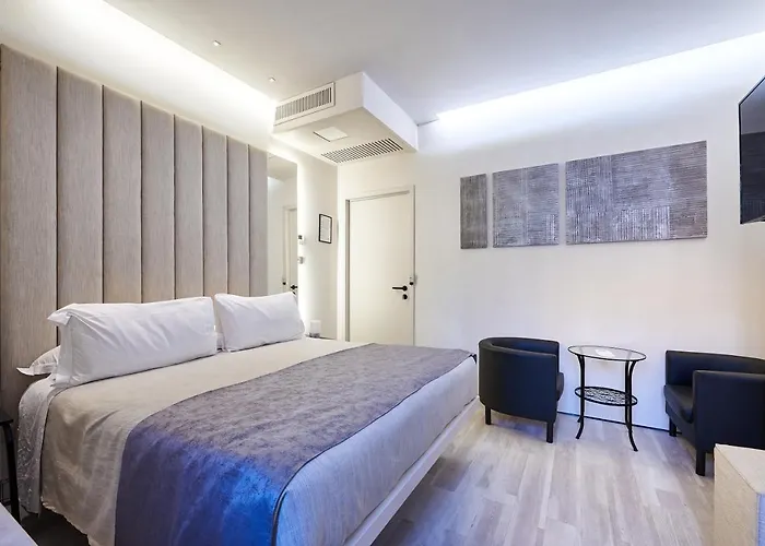 Room 230 Roma Luxury Suites
